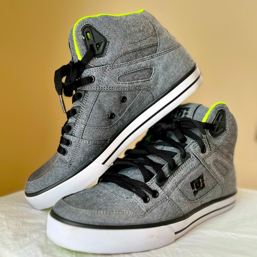 DC Spartan High WC TX SE Skate Shoe. Size Men’s 11.